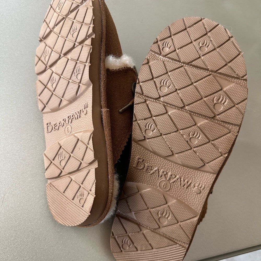 Women's Brown Shearling Lined Slippers size 6 - Picture 4 of 4